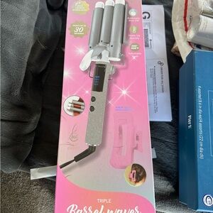 Triple Barrel Hair Waver